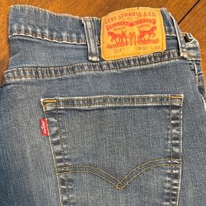 Levi's Classic Blue Jeans with Red Tag